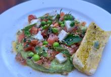 Notre zone d'activité pour ce service Restaurant avec service rapide pour un repas d'entreprise le midi